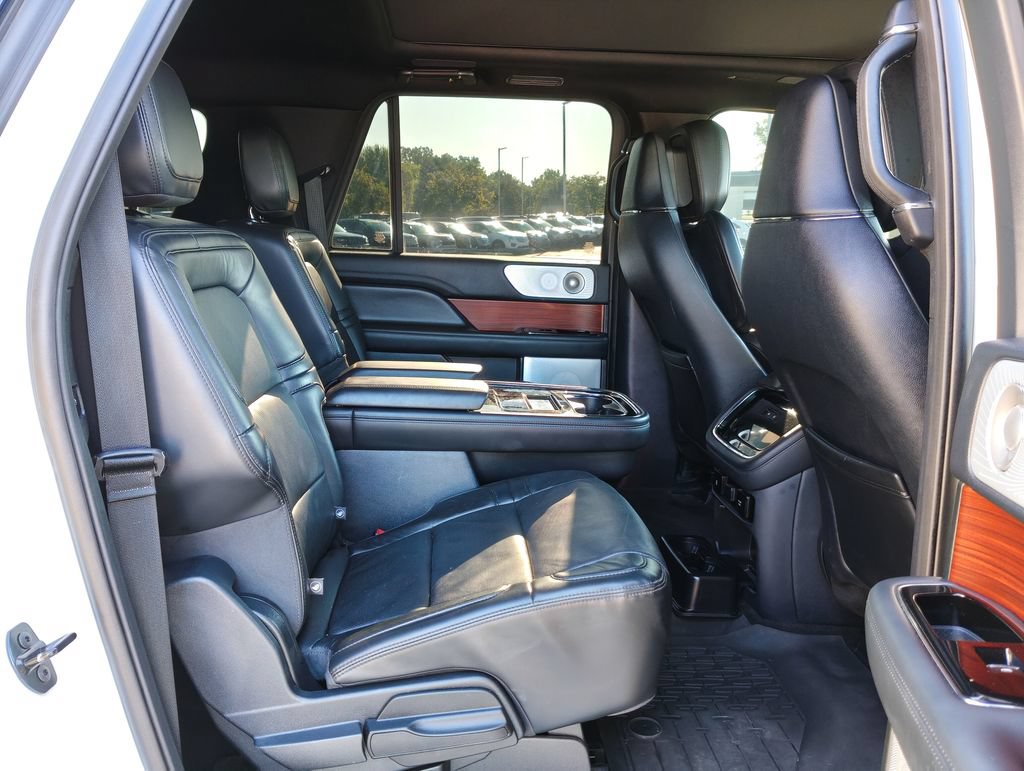 Used 2024 Lincoln Navigator L Reserve w/ Equipment Group 201A AWD/4WD image 25