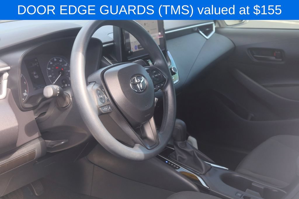 Used 2024 Toyota Corolla LE FWD image 5