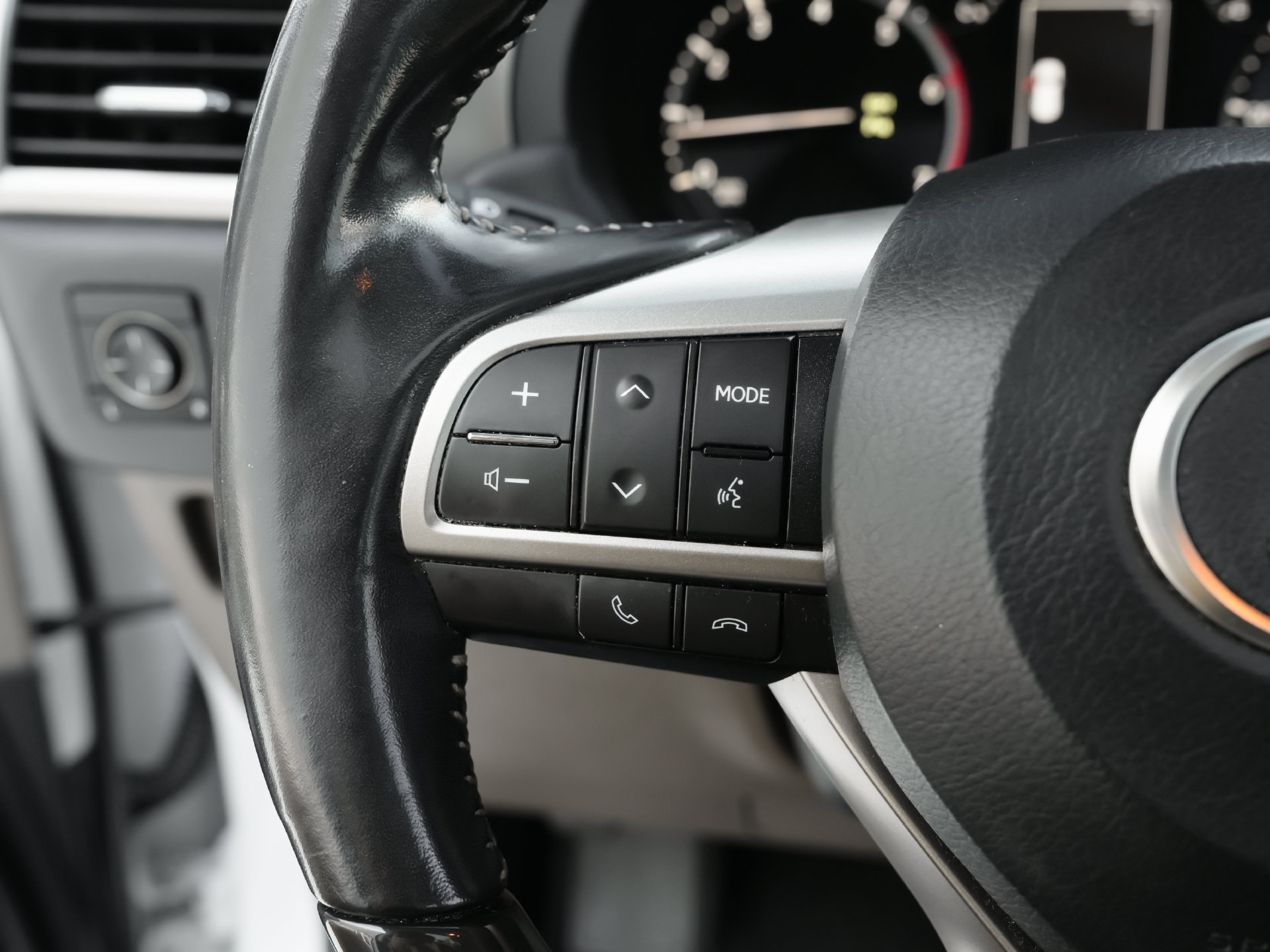 Used 2020 Lexus GX 460 Premium w/ Premium Package AWD/4WD image 19