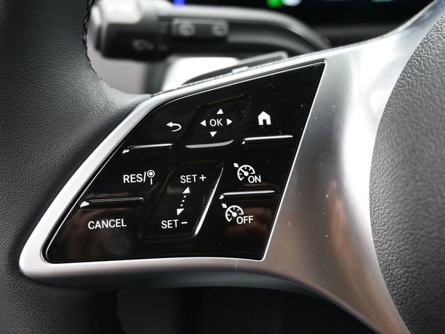 New 2026 Mercedes-Benz GLB 250 image 2