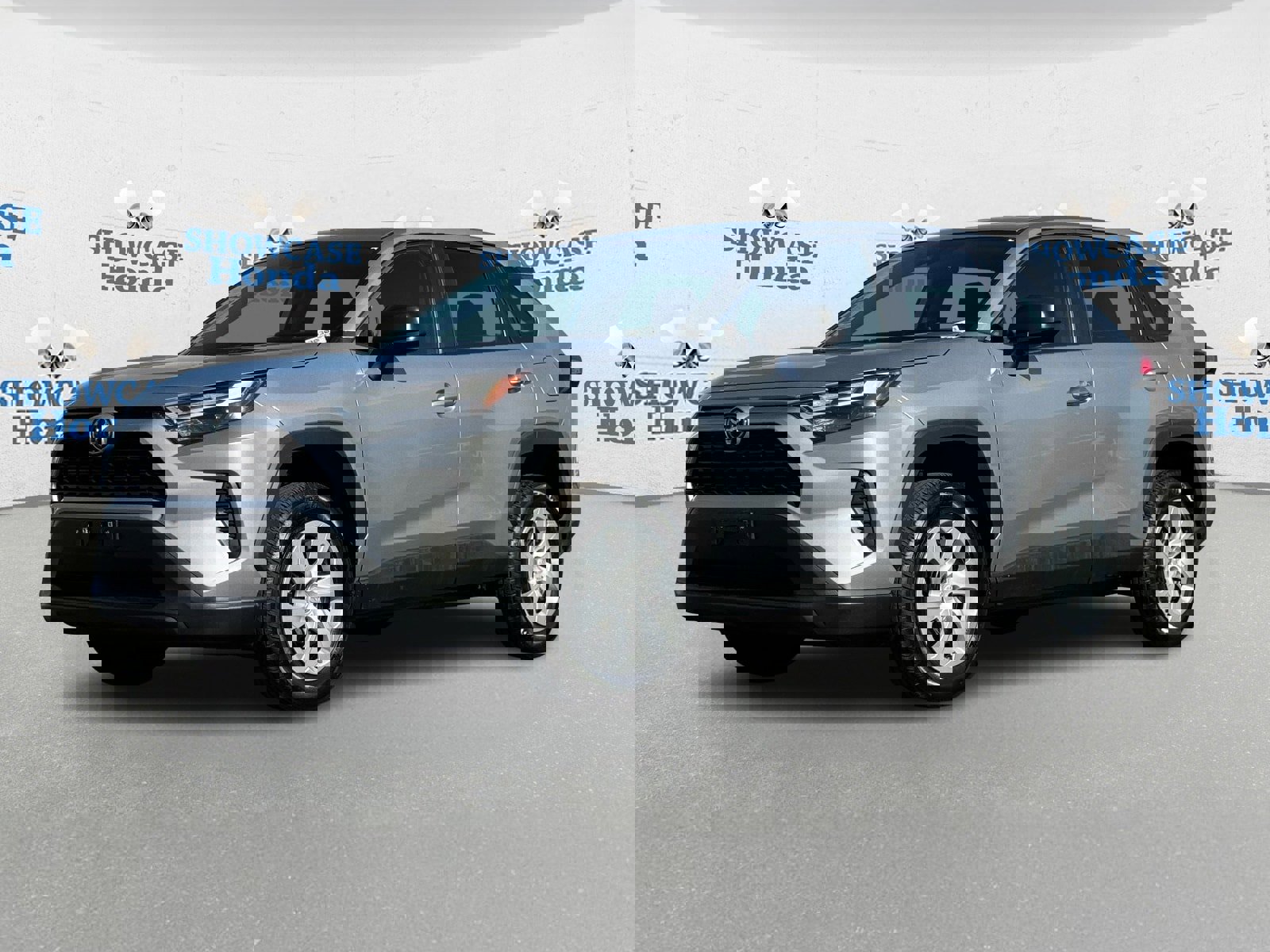 Used 2024 Toyota RAV4 LE image 2