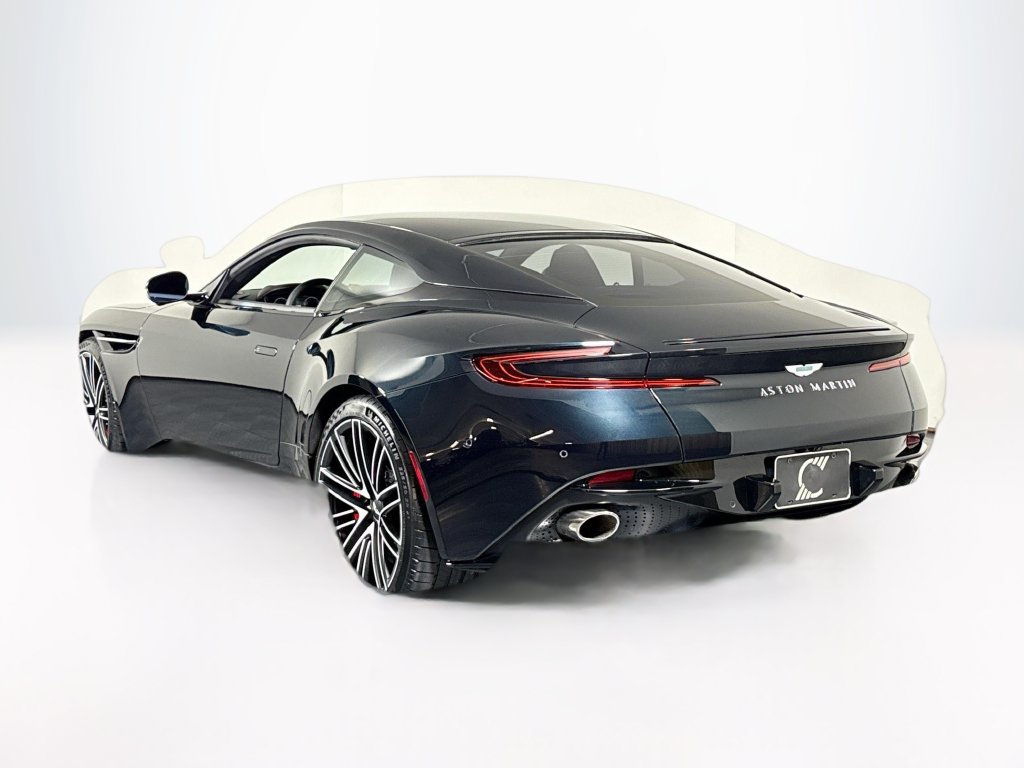 Used 2024 Aston Martin DB12 Coupe RWD image 3