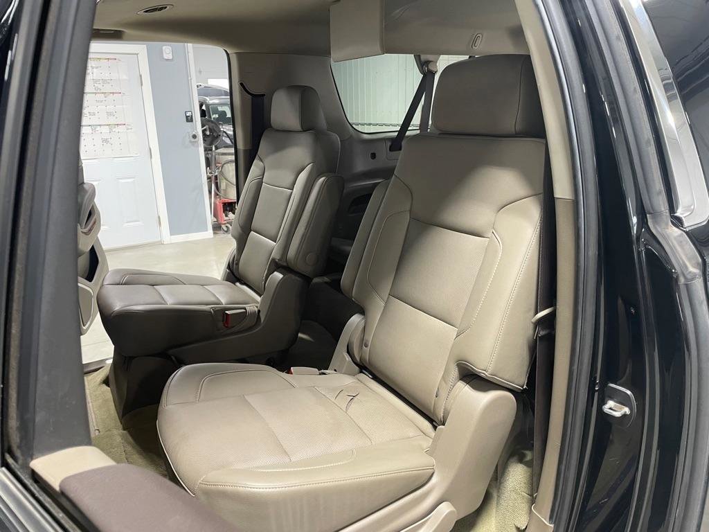 Used 2018 Chevrolet Suburban Premier image 14