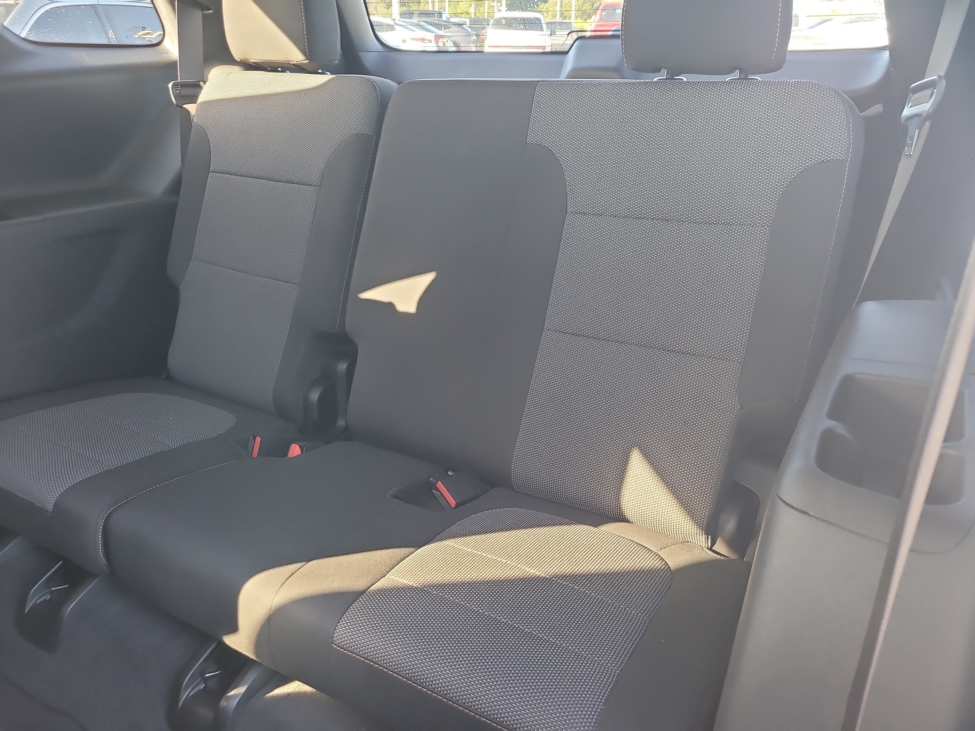 Used 2020 Chevrolet Traverse LS FWD image 12