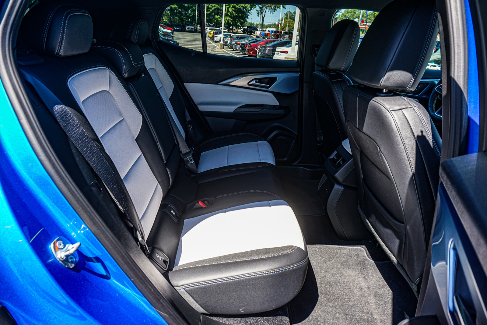 New 2026 Chevrolet Equinox EV LT FWD image 19
