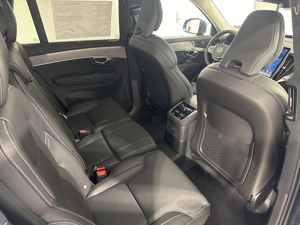 New 2026 Volvo XC90 T8 Ultra w/ Lounge Package AWD/4WD image 24