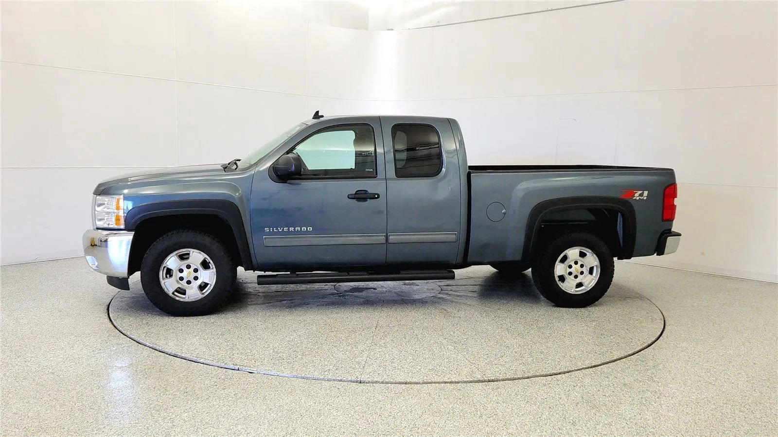 Used 2013 Chevrolet Silverado 1500 LT w/ All-Star Edition AWD/4WD image 4