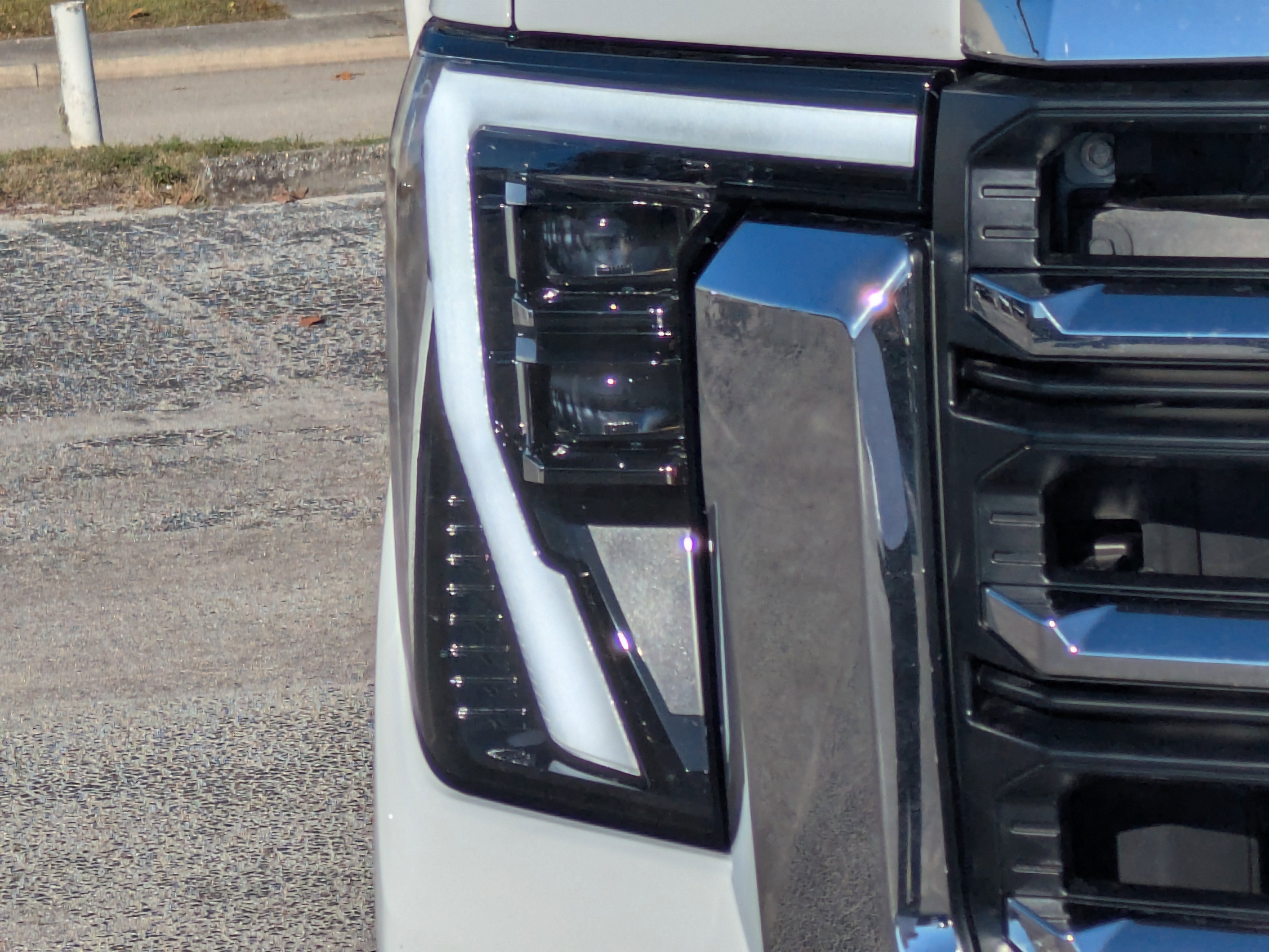 New 2026 GMC Sierra 2500 SLT image 10