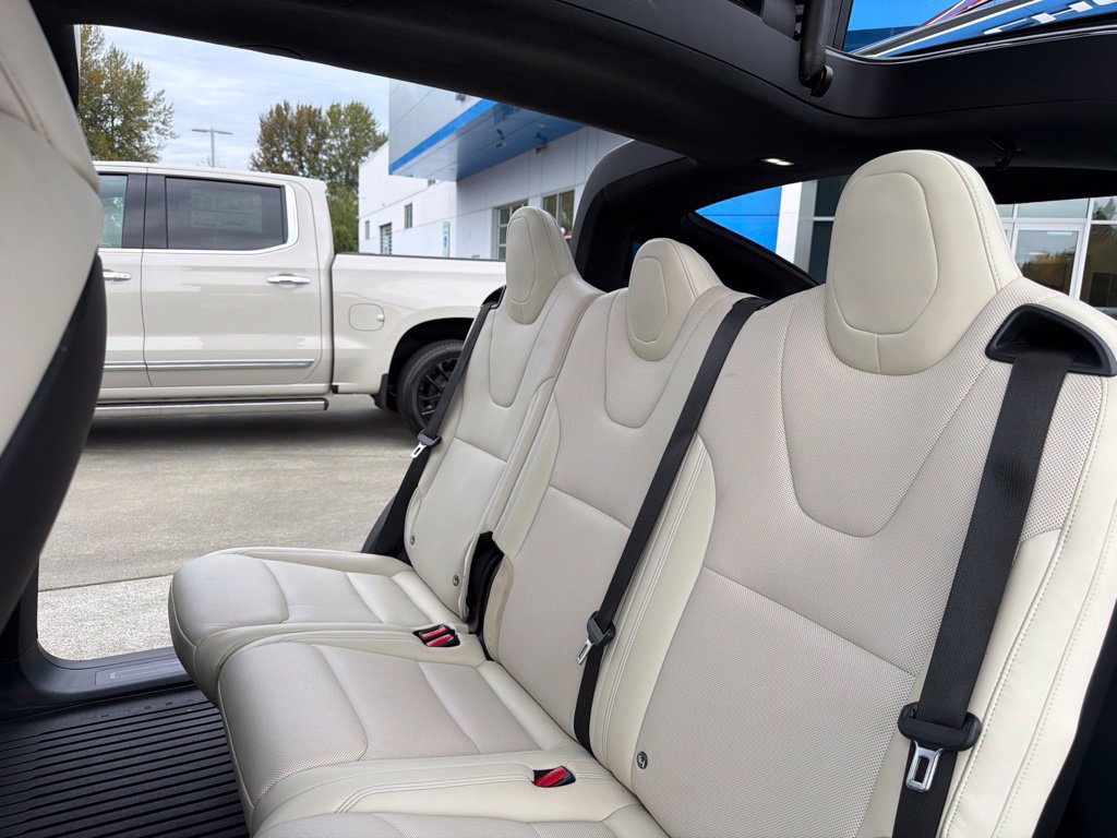 Used 2024 Tesla Model X AWD/4WD image 19