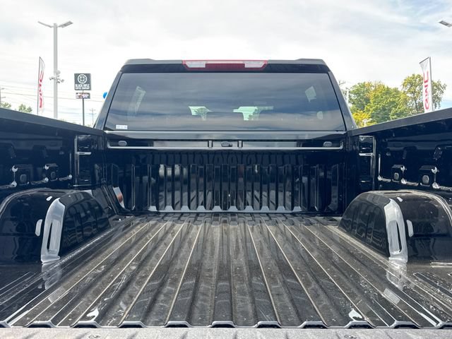 New 2026 GMC Sierra 1500 SLT w/ SLT Convenience Package AWD/4WD image 12