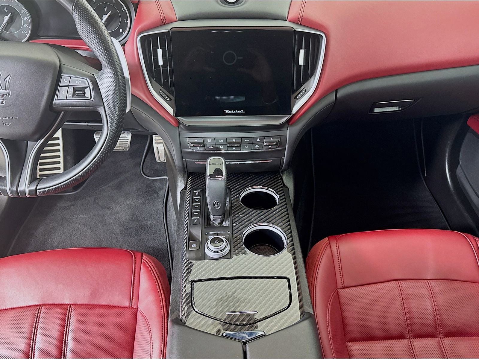 Used 2022 Maserati Ghibli Modena RWD image 21