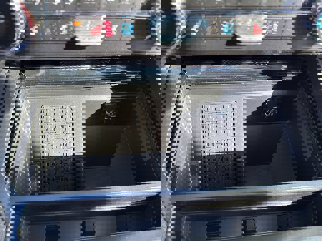 New 2026 Ford F350 Lariat w/ Black Appearance Package image 25