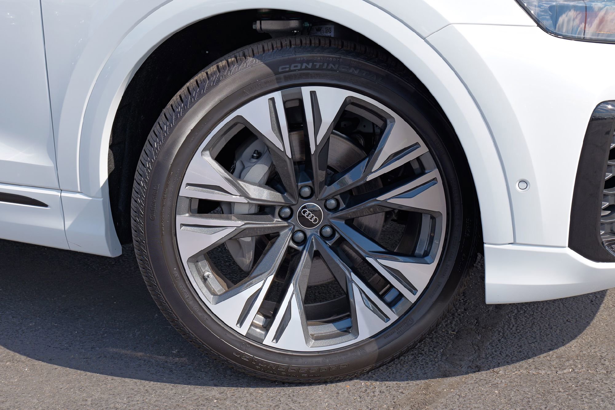 New 2025 Audi Q8 Premium Plus image 2