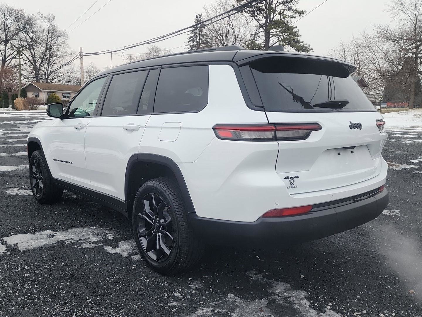 New 2025 Jeep Grand Cherokee L Limited image 7