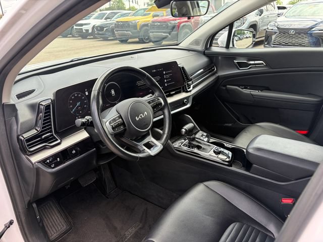 Used 2023 Kia Sportage SX AWD/4WD image 3