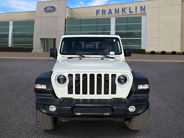 Used 2022 Jeep Gladiator Sport w/ Trailer Tow Package image 2