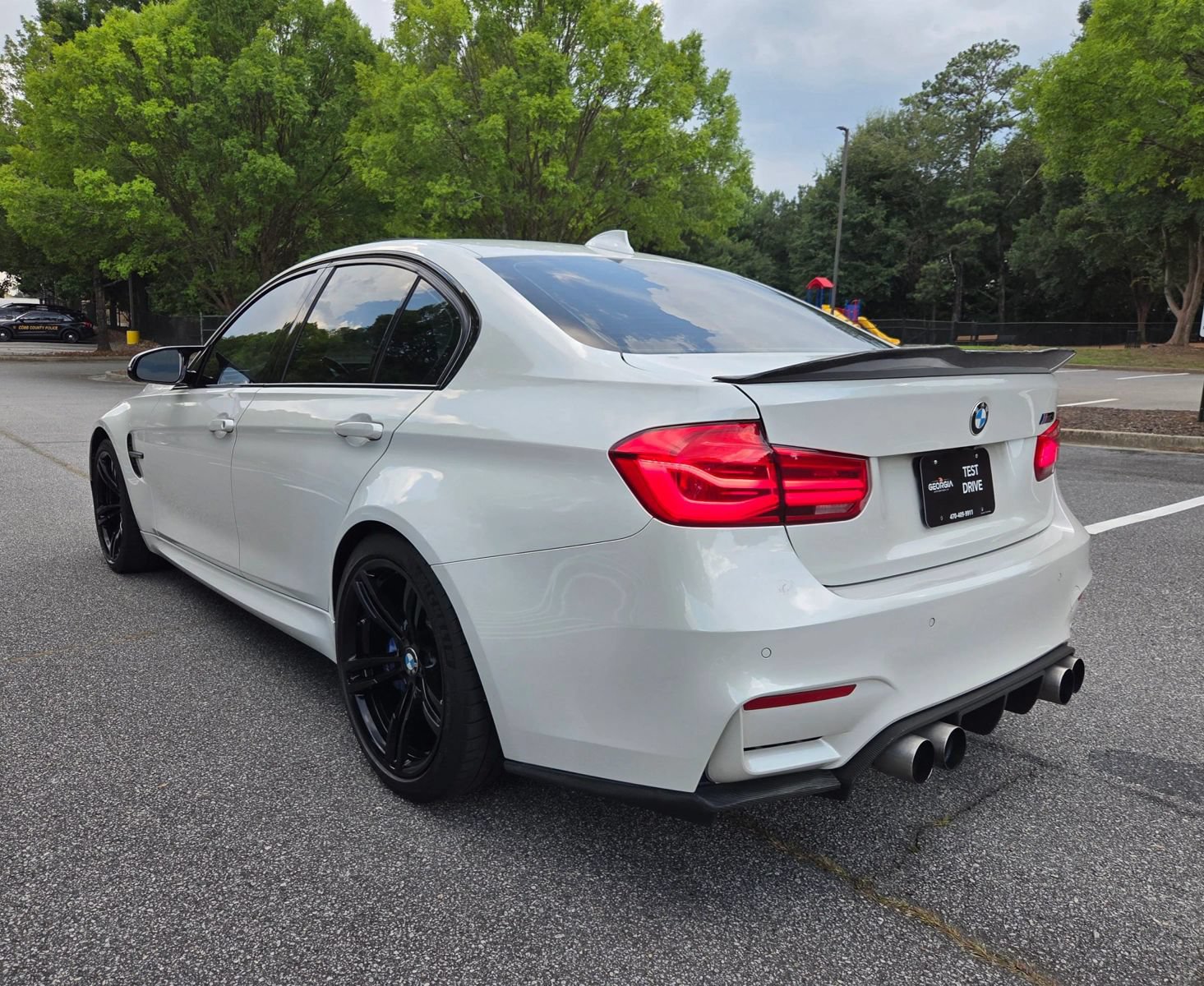 Used 2016 BMW M3 RWD image 4