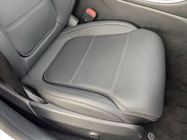 Used 2025 Mercedes-Benz C 300 4MATIC Sedan image 22
