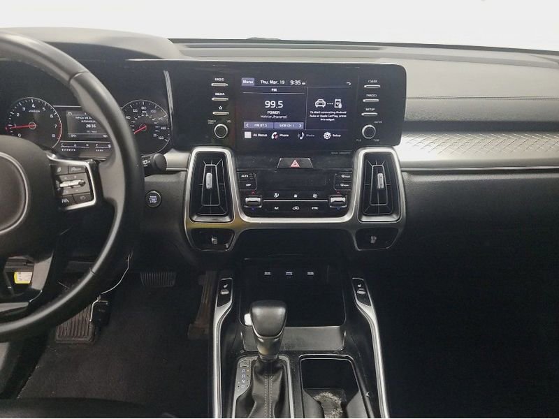 Used 2021 Kia Sorento S w/ Panoramic Sunroof Package image 13