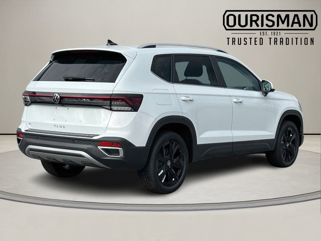 New 2025 Volkswagen Taos SE image 4