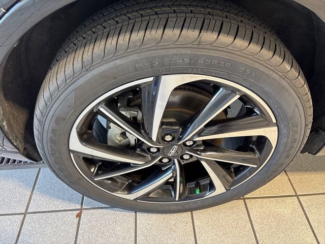 Used 2024 Lincoln Corsair Grand Touring AWD/4WD image 5