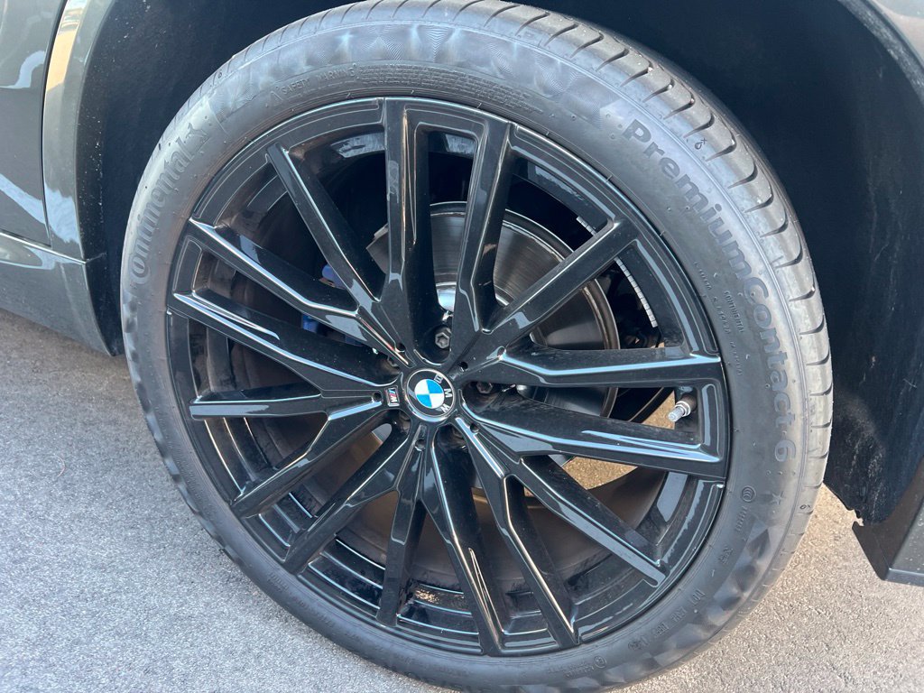 Certified 2025 BMW X5 xDrive40i w/ Executive Package AWD/4WD image 16