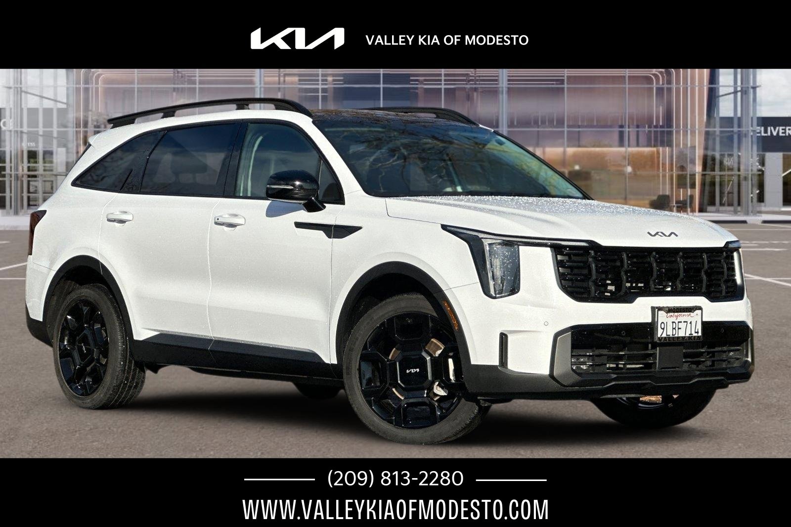 Used 2024 Kia Sorento X-Line EX image 1