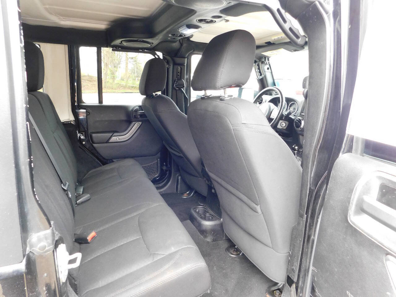 Used 2013 Jeep Wrangler Unlimited Sport image 32