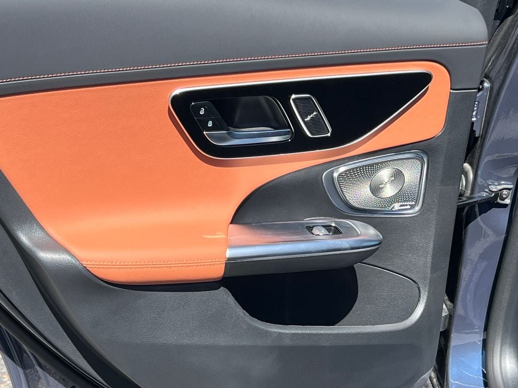 New 2026 Mercedes-Benz C 300 4MATIC Sedan image 37