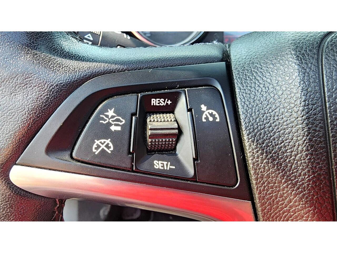 Used 2018 Buick Cascada Premium image 13