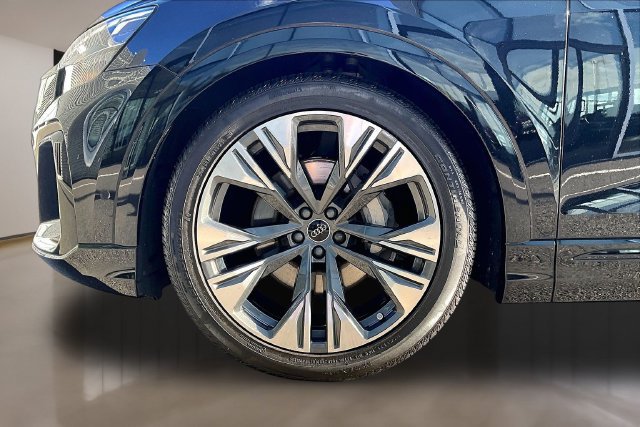 Used 2026 Audi Q8 Premium Plus AWD/4WD image 34