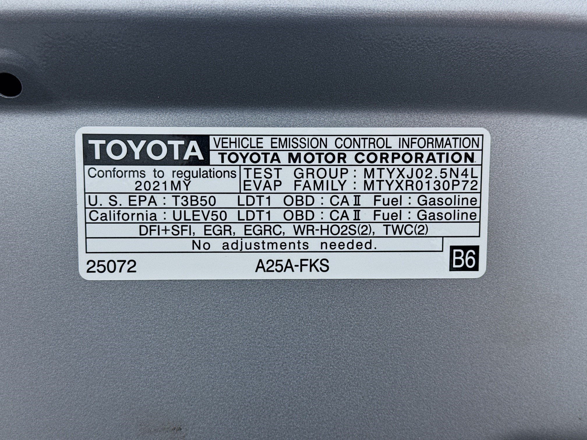 Used 2021 Toyota RAV4 Limited w/ Carpet Mat Package (TMS) FWD image 21