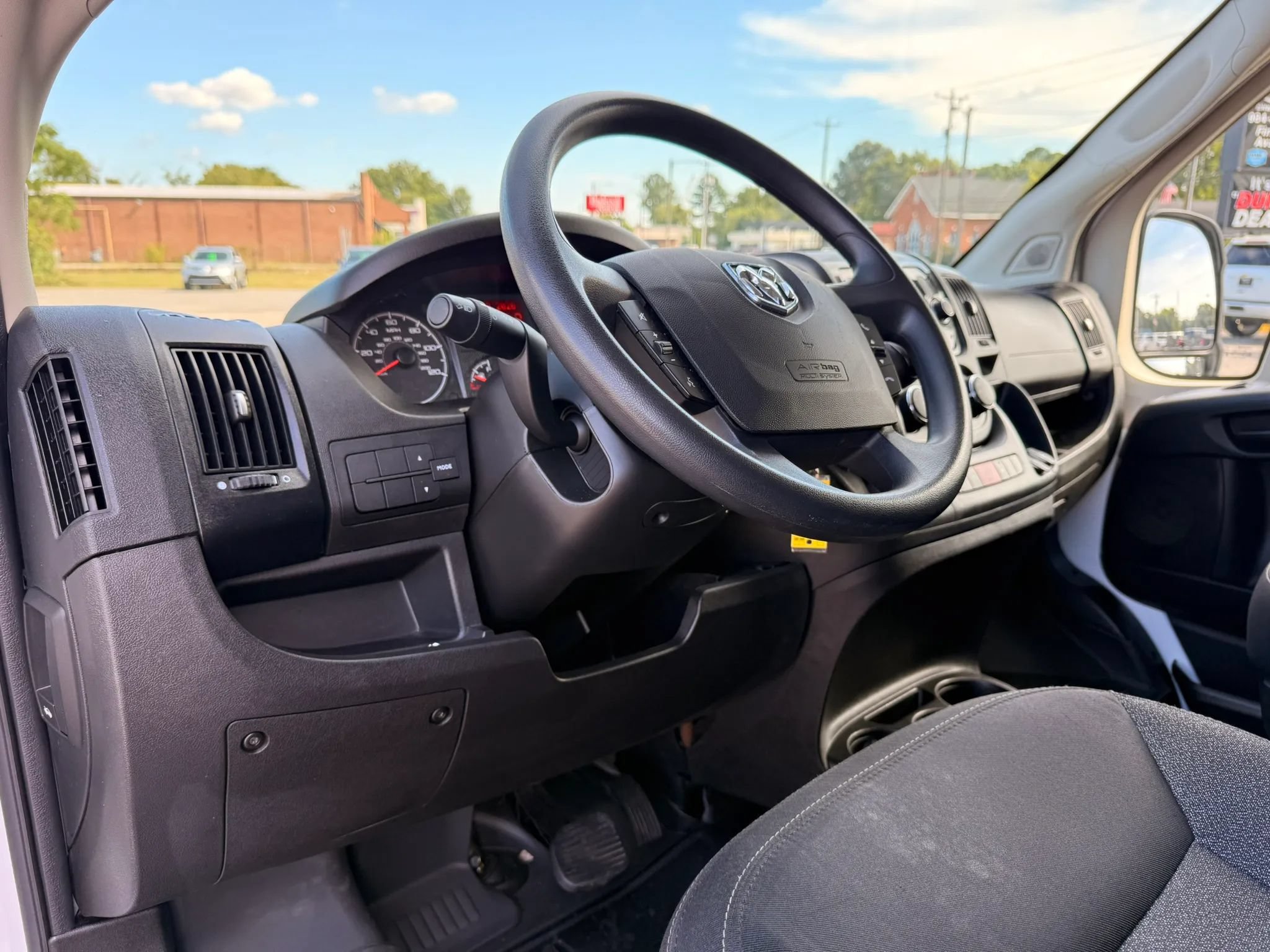 Used 2021 RAM ProMaster 2500 FWD image 29