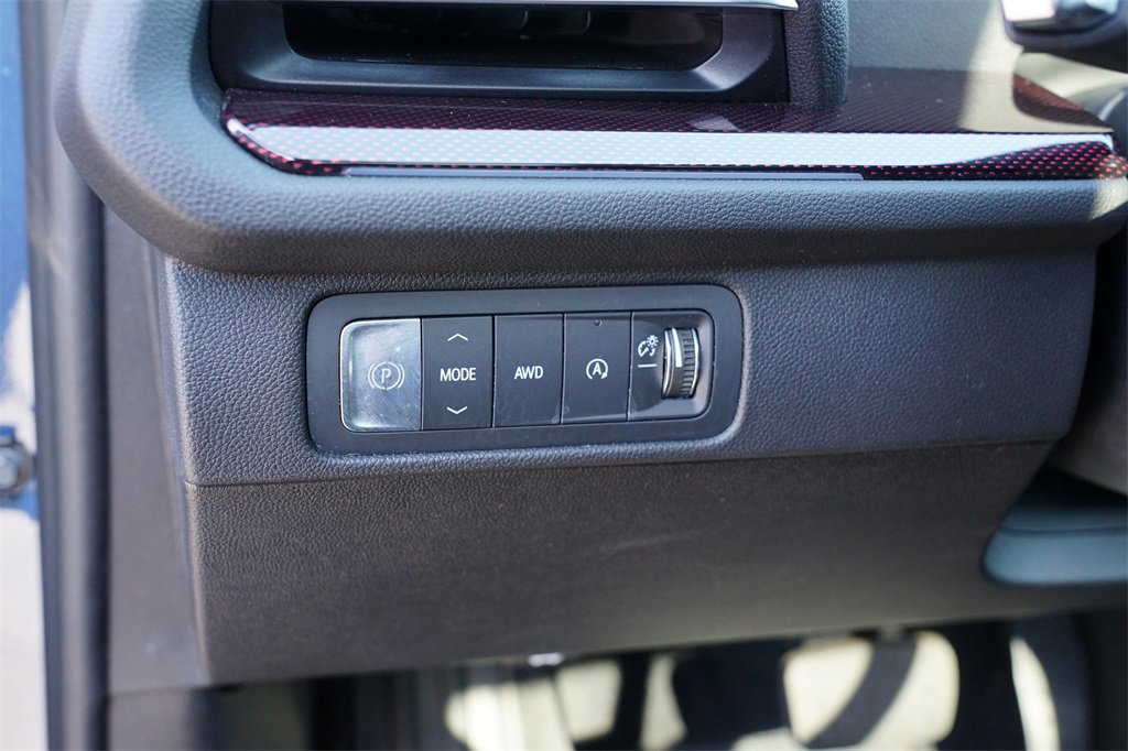 Used 2024 Chevrolet Traverse Z71 image 17