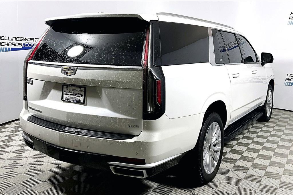 Used 2021 Cadillac Escalade ESV Luxury AWD/4WD image 9