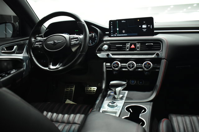 Used 2022 Genesis G70 3.3T w/ Sport Advanced Package image 18