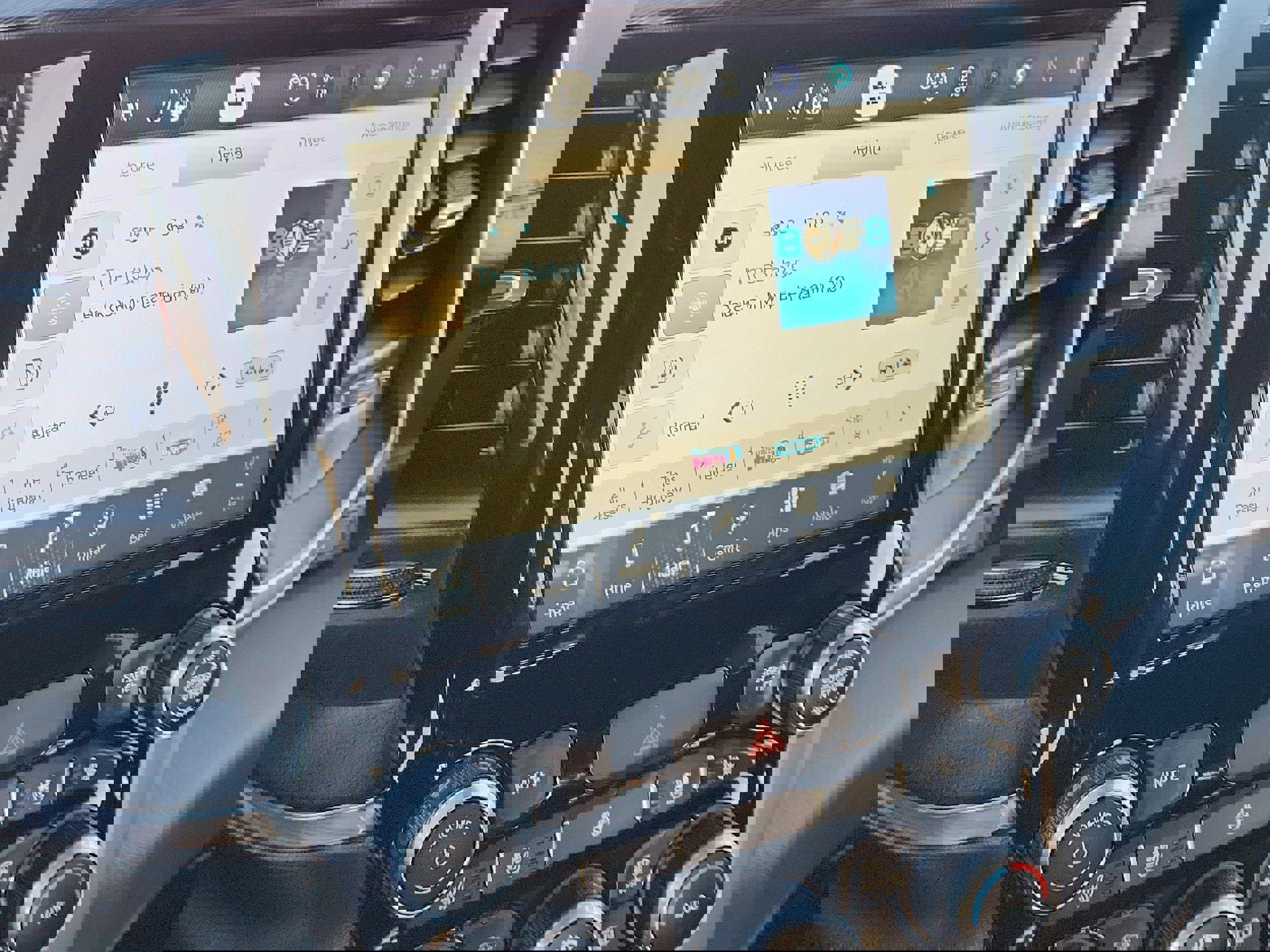 Used 2024 RAM 1500 Laramie image 19