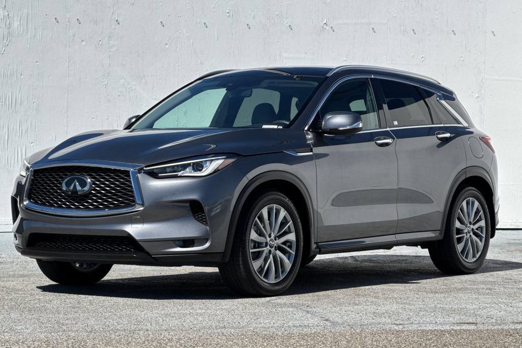 Used 2023 INFINITI QX50 Luxe AWD/4WD image 7