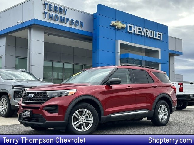 Used 2020 Ford Explorer XLT image 1