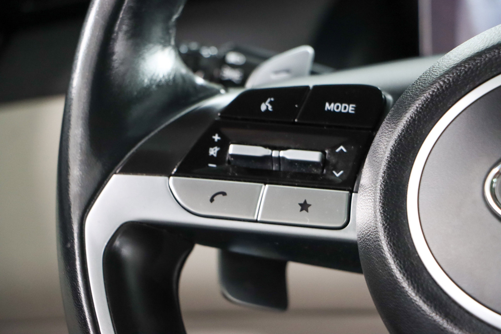 Used 2023 Hyundai Tucson Limited image 13