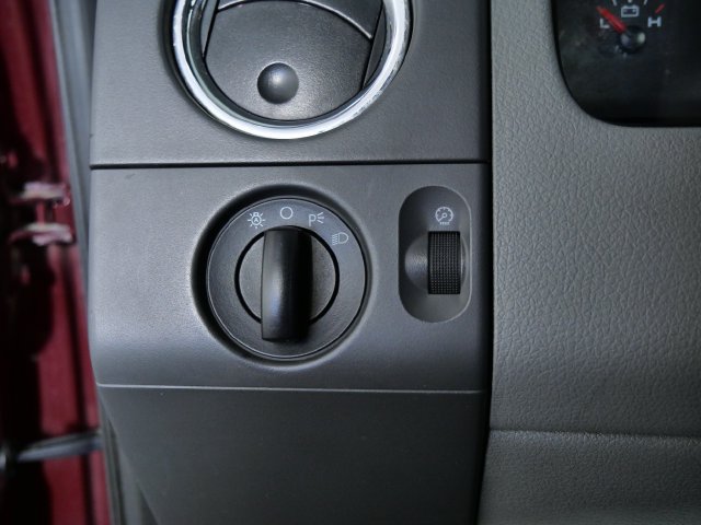 Used 2004 Ford F150 STX RWD image 24