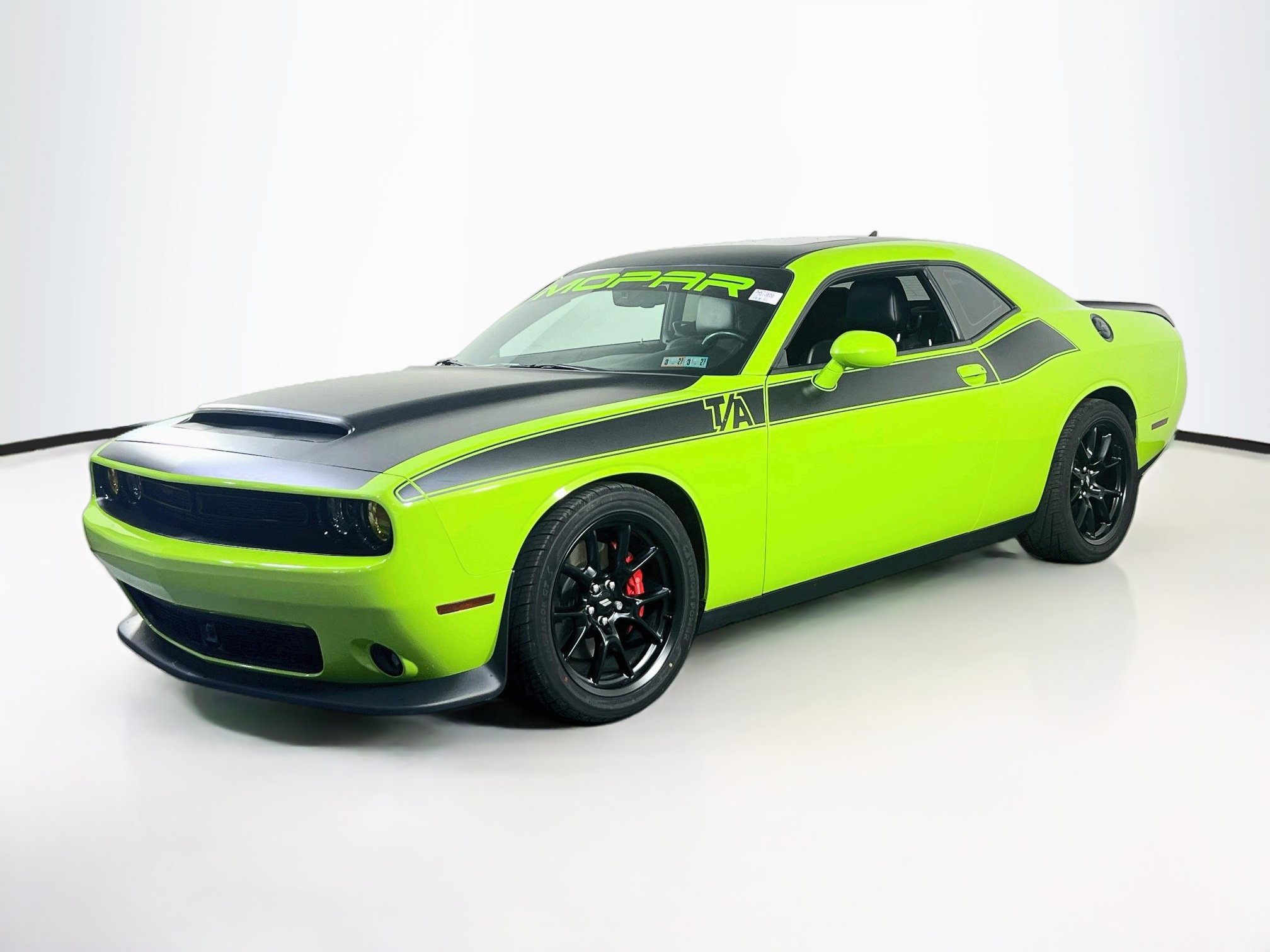Used 2023 Dodge Challenger R/T w/ T/A Package RWD image 1