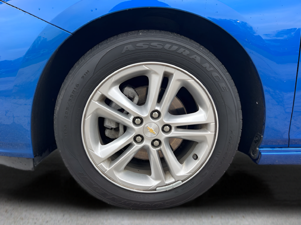 Used 2018 Chevrolet Cruze LT w/ Convenience Package FWD image 26