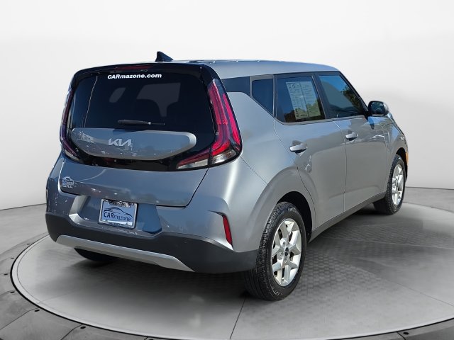 Used 2024 Kia Soul LX w/ LX Technology Package FWD image 5