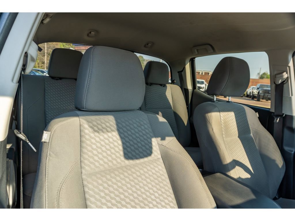 Used 2022 Toyota Tacoma SR w/ SR Convenience Package image 17