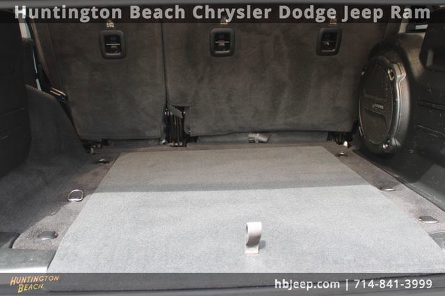 Used 2023 Jeep Wrangler Sahara image 39