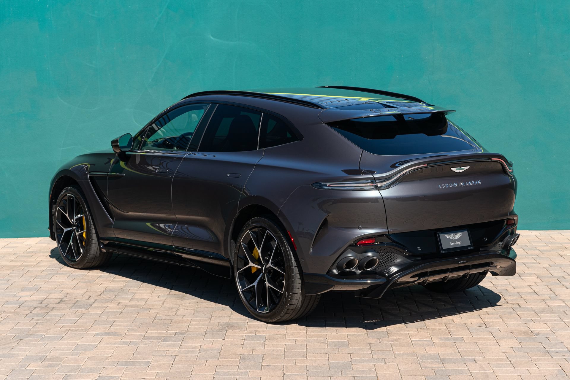 Used 2025 Aston Martin DBX 707 AWD/4WD image 4
