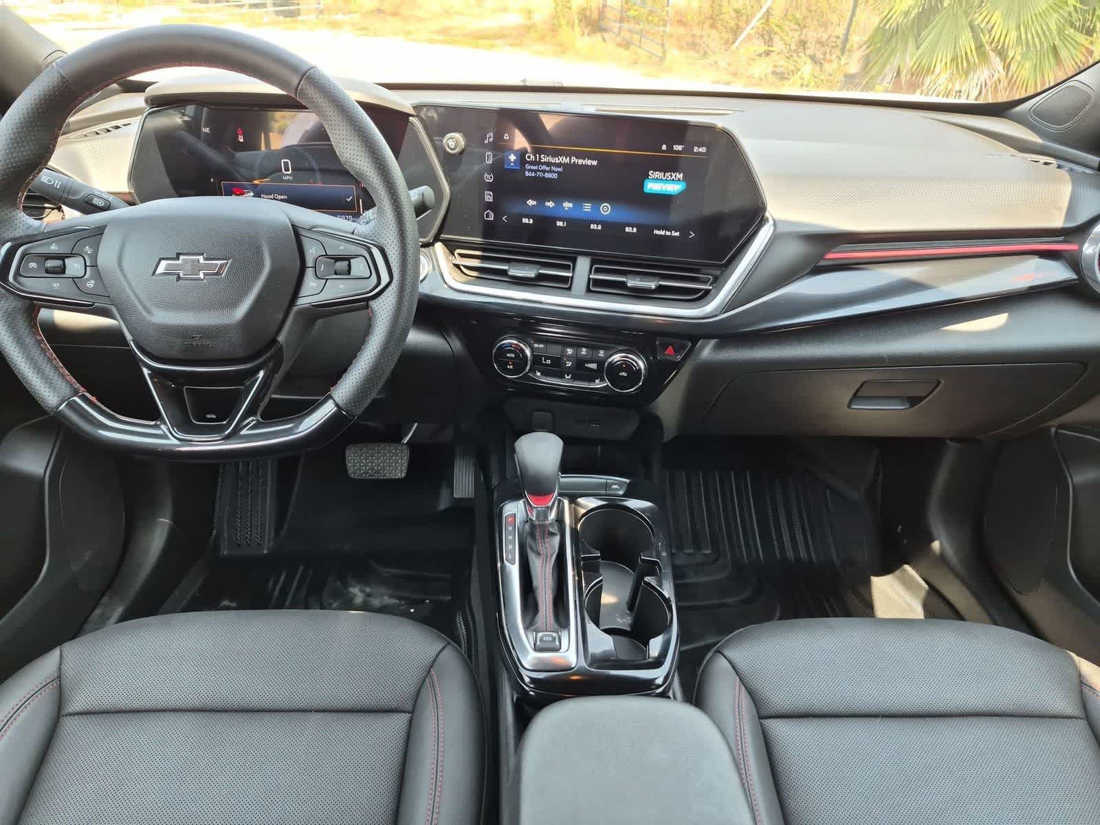 Used 2026 Chevrolet Trax RS w/ Driver Confidence Package FWD image 19