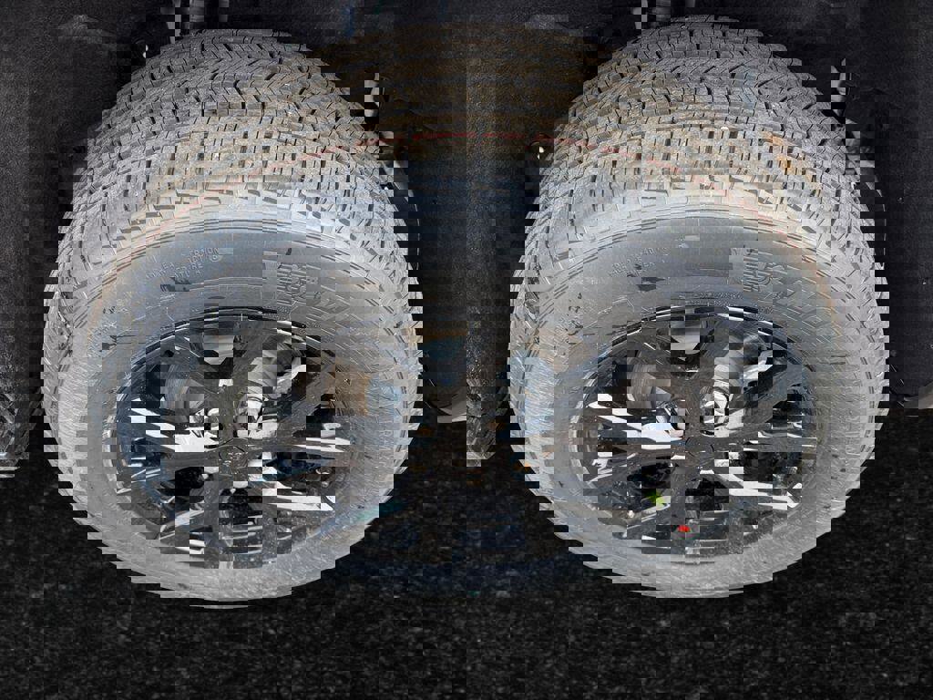 New 2026 Jeep Grand Cherokee Altitude image 22