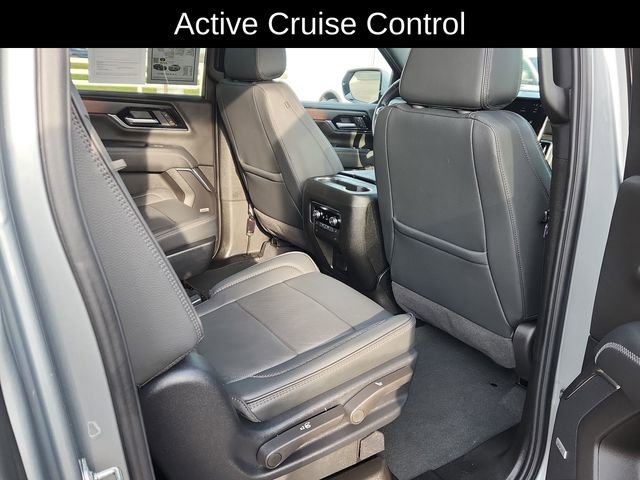 Used 2025 GMC Yukon XL Denali image 29